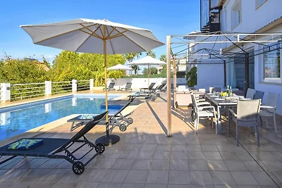 Villa mit Meerblick und privatem Pool bei...