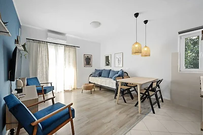 One-Bedroom Apartment With Pool