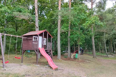 Ferienhaus am See, privater Garten