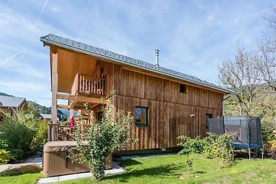 Attraktives Chalet mit Sauna und Whirlpool