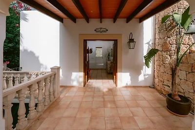 Villa mit Pool in Cala Llonga