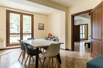 Wohnung in Bologna mit Parken