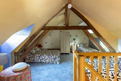 Landhaus nahe Parc du Morvan mit Pool