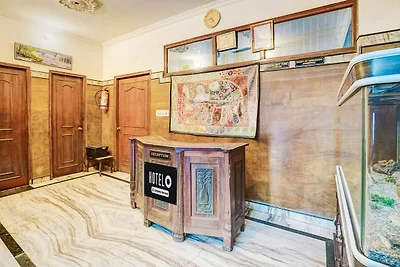 Hotel O Sansarchandra Road Luna Rosa