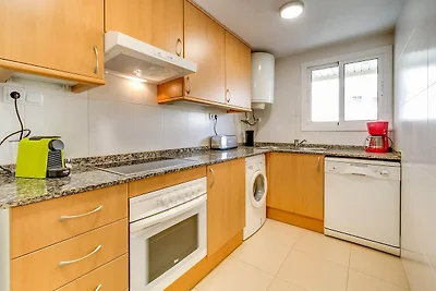 Appartement in Fenals bij Prachtige Stranden