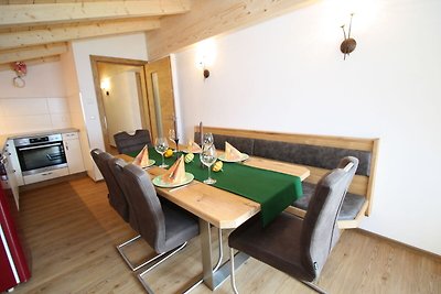 Luxuriöse Ferienwohnung mit Balkon in...