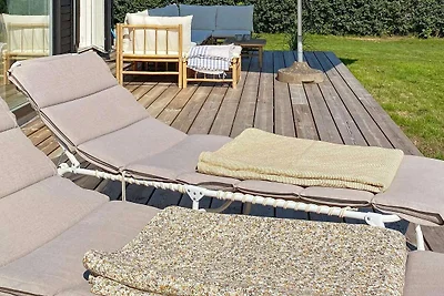 6 Personen Ferienhaus in Juelsminde-By Traum