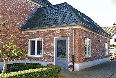 (DW122) Neues und helles Ferienhaus