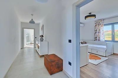 Villa in Marčana mit Schwimmbecken