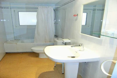 Appartement in Estartit vlakbij het strand