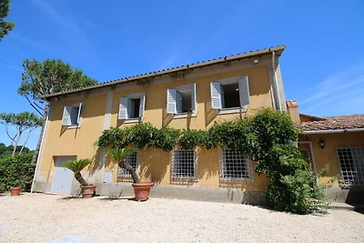 Villa di lusso a Manziana con piscina