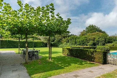Villa in Kamperland mit Schwimmbecken