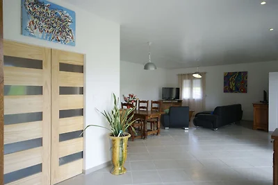 Moderna casa vacanze con piscina riscaldata