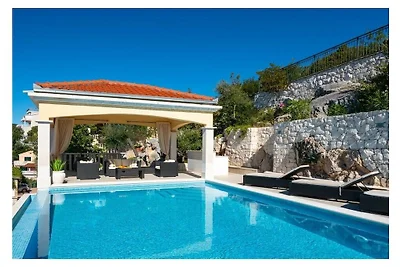 Villa Vese Vitez mit beheiztem Pool