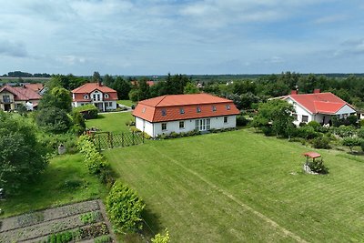 Comfortabel huis met een eigen tuin, Darłowo