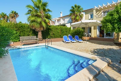 Moderna villa con piscina a Murcia