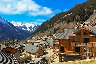 Appartamento a Champagny vicino al massiccio ...