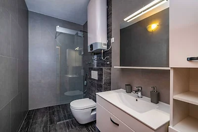 Ferienvillen mit Pool in Kakma