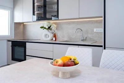 Apartman Dolce - Apartment With Terrace And...