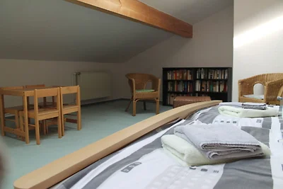 Schöne Ferienwohnung mit Terrasse in Boddin
