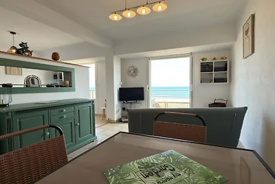 Apartment mit Meerblick