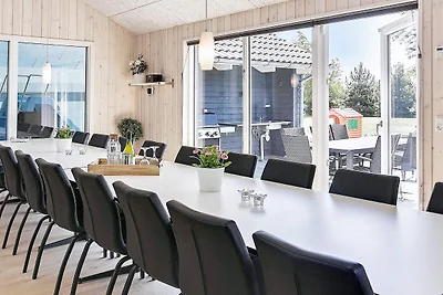 20 Personen Ferienhaus in Væggerløse
