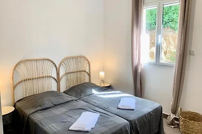 Häuser & Villen für 8 Personen