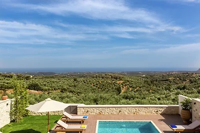 Villa in Arkadi mit Pool & Meer in der Nähe