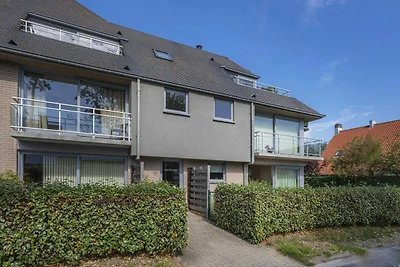 Zonnig appartement nabij de kust in Koksijde