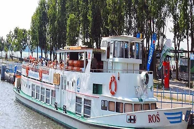 Ferienhaus mit Terrasse, direkt am See