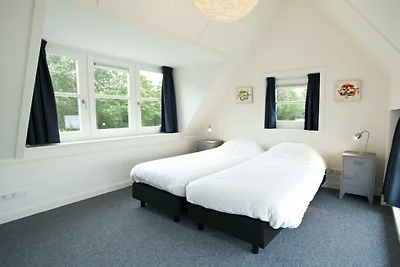 Villa in Hulshorst mit Terrasse
