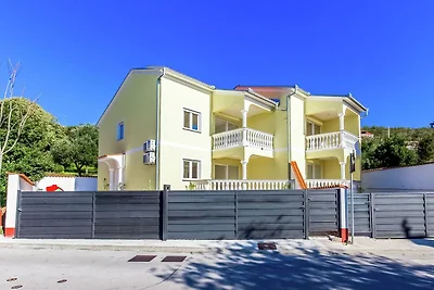 Grande casa vacanze a Dramalj