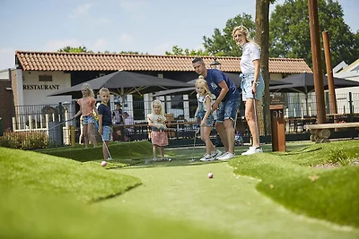 Villa met med kinderkamer in Limburg