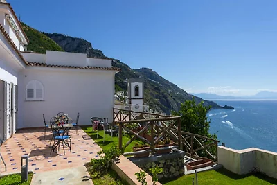 Villa a Praiano con giardino vista mare