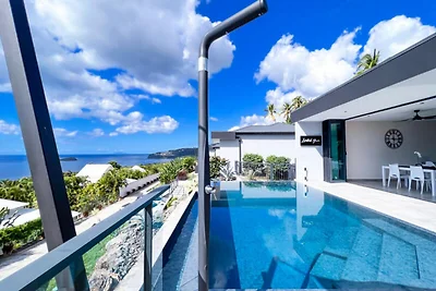 Villa a Bouillante con piscina a sfioro