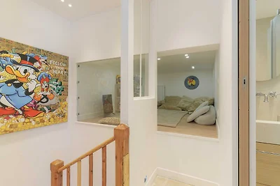 1-Zimmer-Wohnung mit 3 Personen, Balkon, im H...