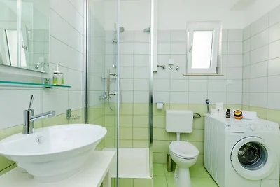 Apartments Knego - Comfort One Bedroom Apartm...