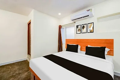 Super Hotel O Neredmet Road