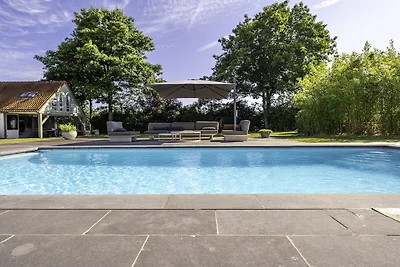 Charmante Villa im toskanischen Stil mit...