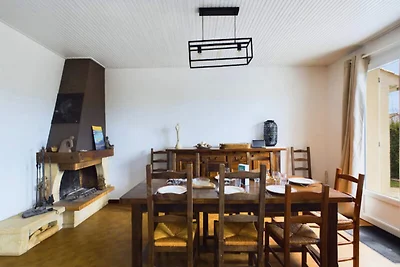 Haus in Brem-sur-Mer in der Nähe des Dunes...