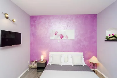 Apartment Tenega - Studio Apartment with City...