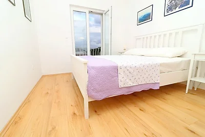 Apartments Nodilo - Comfort One Bedroom Apart...