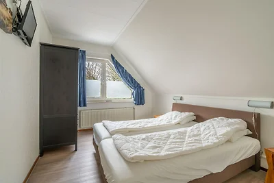 Villa mit finnischer Sauna und Außendusche