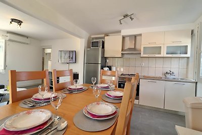 Villa Ivana - Three-Bedroom Villa with Privat...