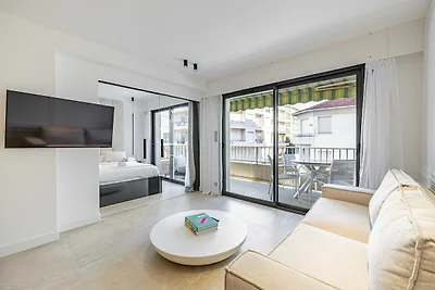 Schöne Wohnung – Klimaanlage – 2 Schlafzimmer...