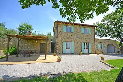 Lussuosa villa con piscina a Cortona