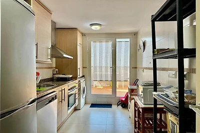 Schöne Wohnung mit Gemeinschaftspool, Sauna