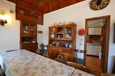 Gemütliches Ferienhaus in Testico mit Terrass...