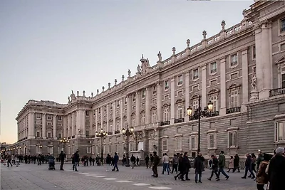 Zentrale Oase für 8 Gäste in Madrid