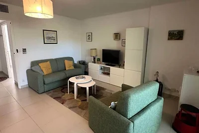 Apartment in Six-Fours in Strandnähe